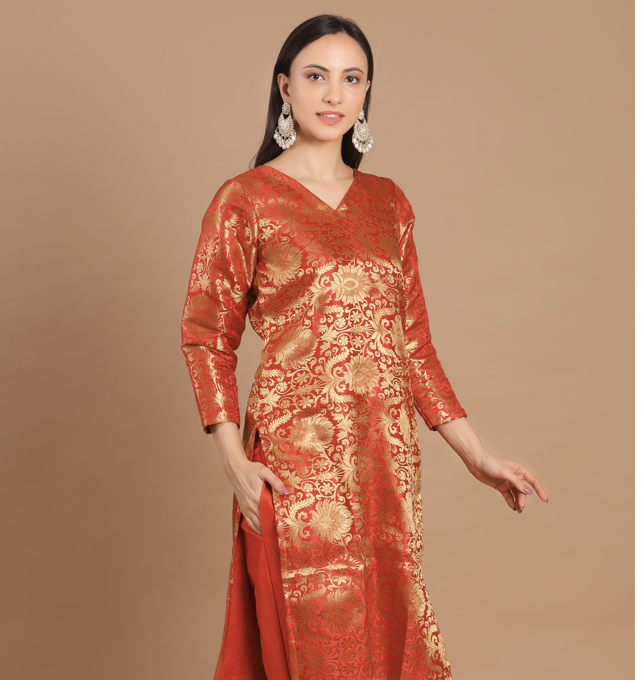 A luxurious Banarasi-inspired  Red Reverie Kurta with Pents